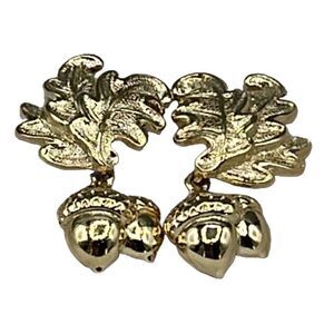 Vintage 80’s90’s dangle acorn and leaf earrings .